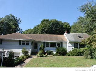 5 Ridge Dr S, Old Saybrook, CT 06475