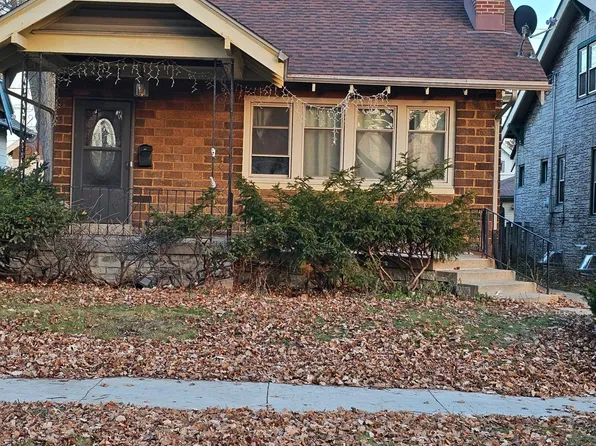 2206 N 57th St, Milwaukee, WI 53208