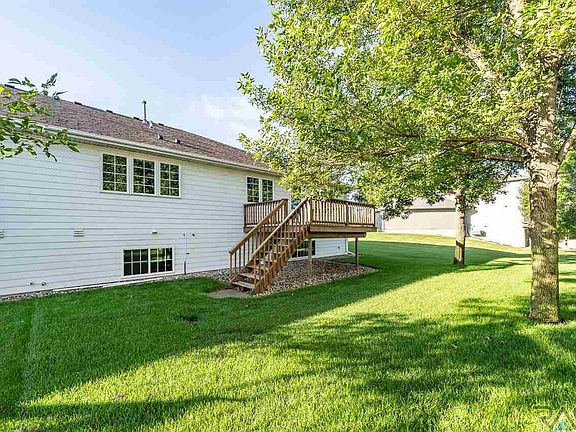 2nd image of 602 W Coventary Cir