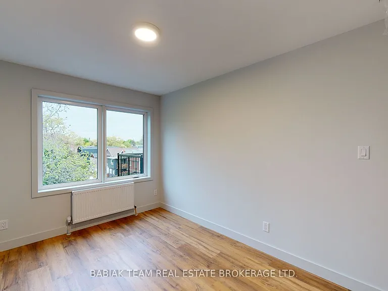238 Jane St #302 — Photo 13