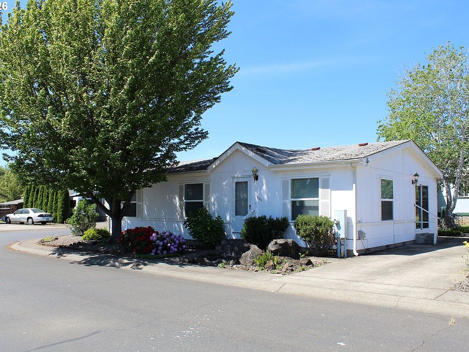 1st image of 204 Trout Loop