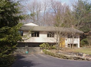 71 Bouldercrest Ln, Vernon, CT 06066