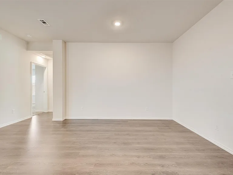 4016 Huntington Dr — Photo 23