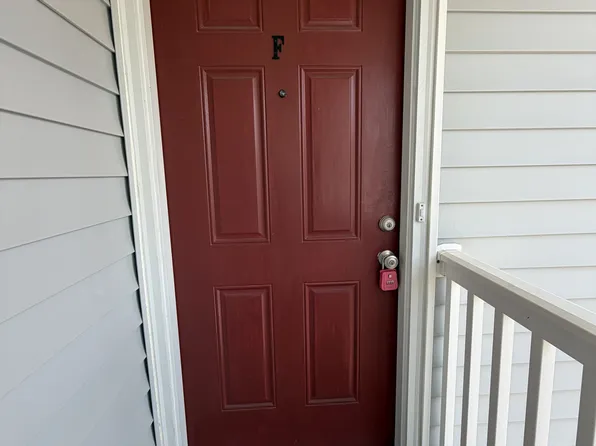 103 W Victoria Ct APT F, Greenville, NC 27834