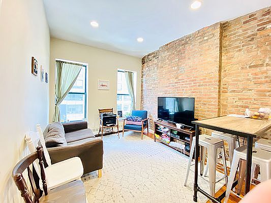 1st image of 573 Vanderbilt Ave APT 4A