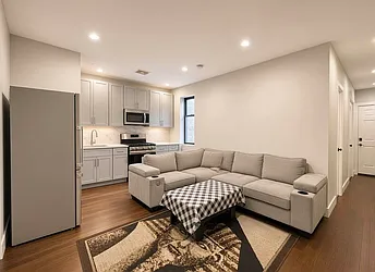 397 Macon Street, #7