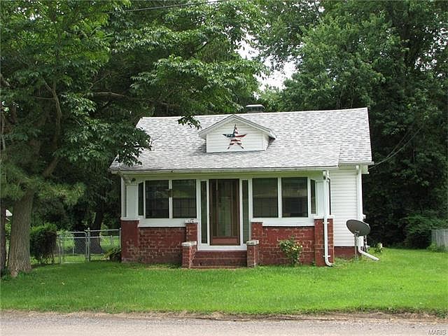 1st image of 126 Edwards St