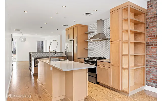 Rented by Douglas Elliman | media 24