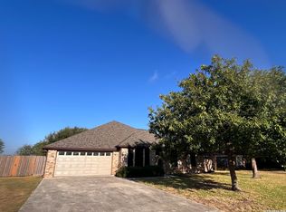152 Castle Breeze, Seguin, TX 78155