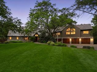 10420 Bluff Cir, Chaska, MN 55318