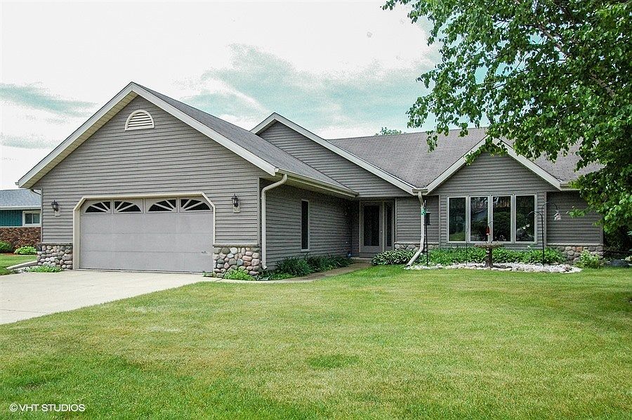 Brenda Bruyette 920-382-0779