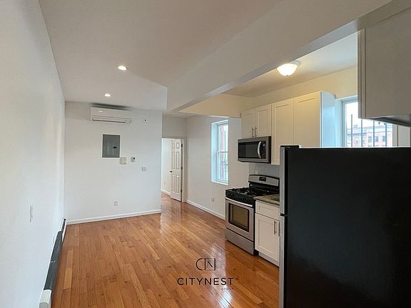 2nd image of 838 Dean St #22R