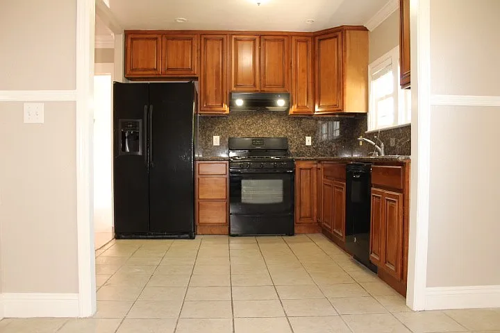 2629 Abbey St #2629 — Photo 10