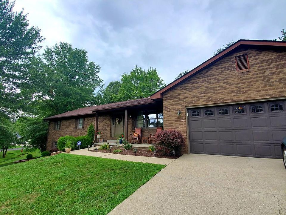1st image of 463 Bluebird Dr