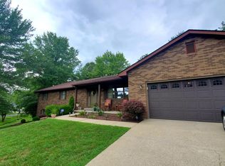 463 Bluebird Dr, Russell, KY 41169