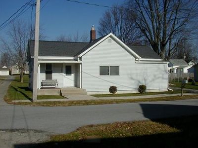 105 E Perry St, Waynesfield, OH, 45896