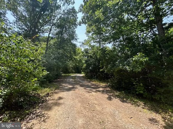 Gun Barrel Rd, White Post, VA 22663