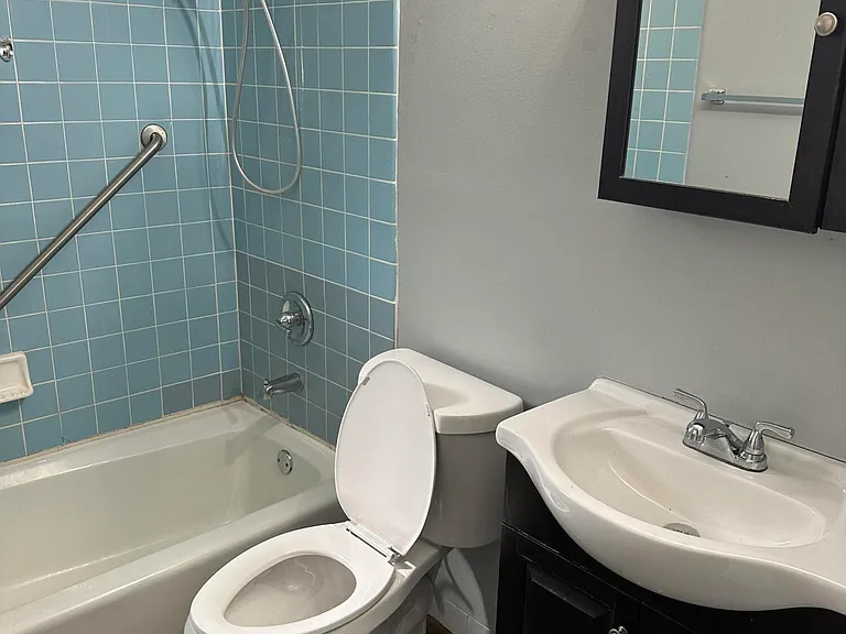 703 Wilkinson Blvd #4 — Photo 41