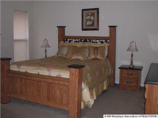 3rd image of 6362 Oak Leaf Dr