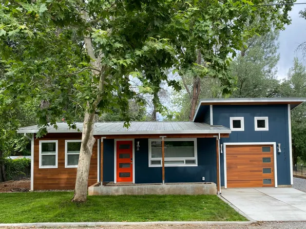 1413 Locust Ave, Shasta Lake, CA 96019