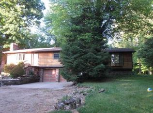 56543 Twin Lakes Rd, Cassopolis, MI 49031