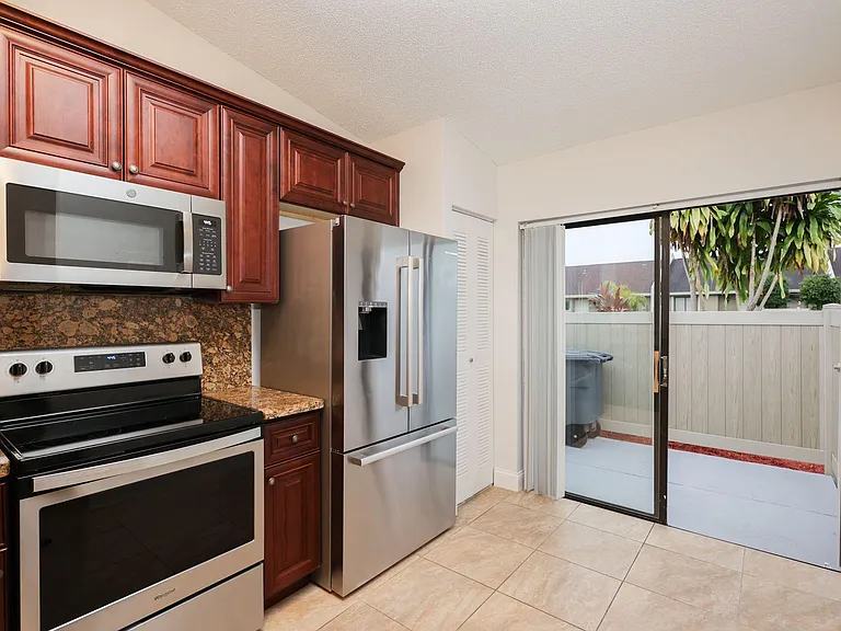 10127 Boca Bnd E #B2 — Photo 32