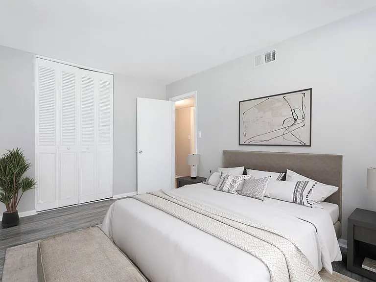 Oyster Point Place — Photo 6