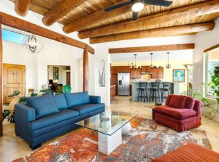 1 Caballito, Santa Fe, NM 87508
