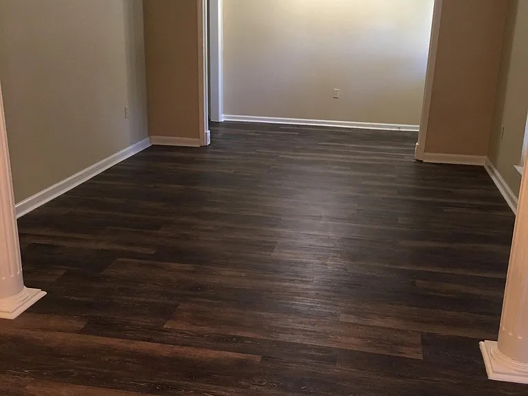 1226 Stoneliegh Dr — Photo 5