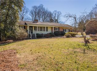2804 Blanche Dr, Burlington, NC 27215