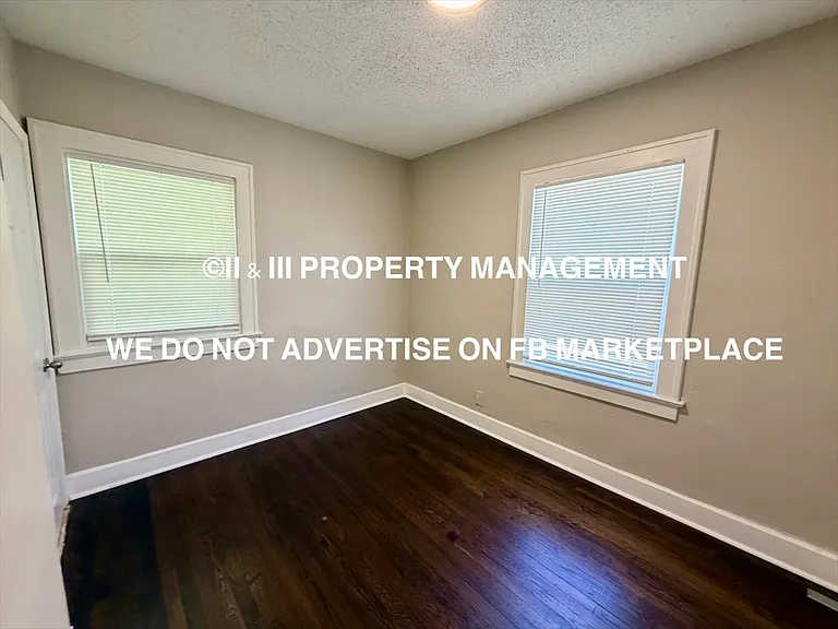 3032 Elmwood Ave — Photo 12