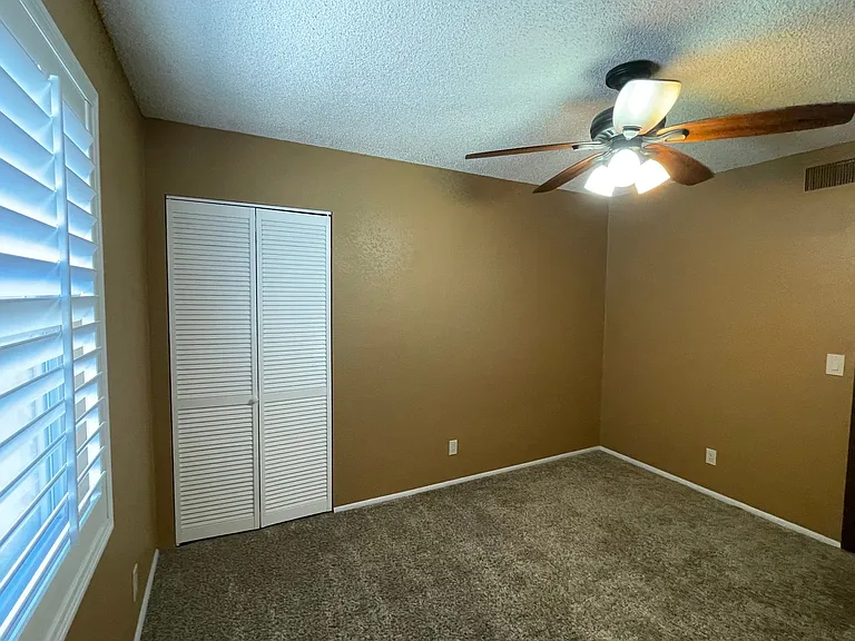 2990 Yuma Dr — Photo 19
