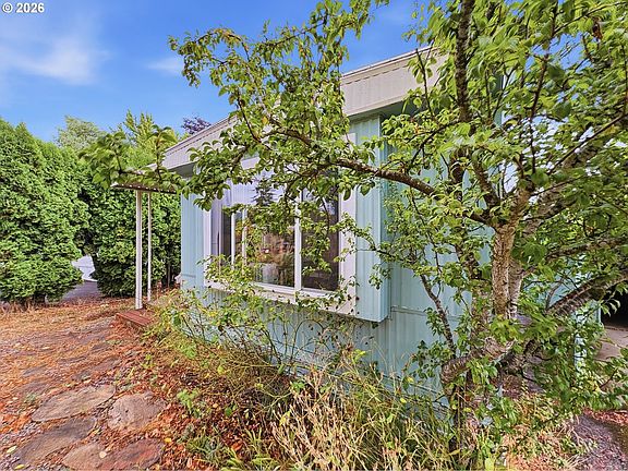 2nd image of 5055 Elliott Cir