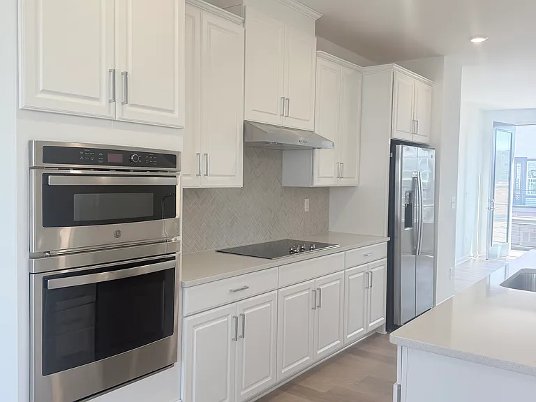 3009 Rexton Ln — Photo 5