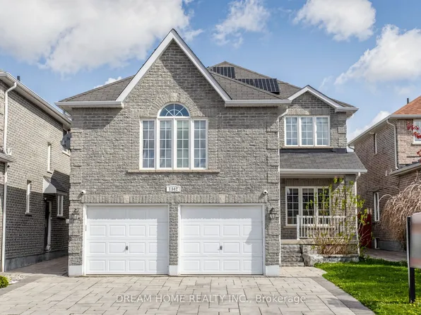 1342 Corm St, Innisfil, ON L9S 0B2