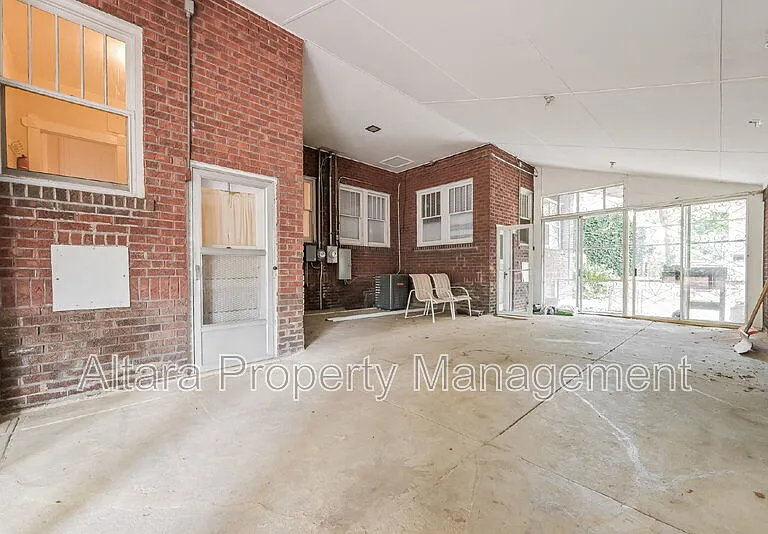 751 Vine St — Photo 13