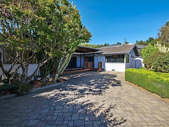 5th image of 69 Pebble Beach Dr