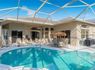 2213 SE Stonehaven Rd, Port Saint Lucie, FL 34952