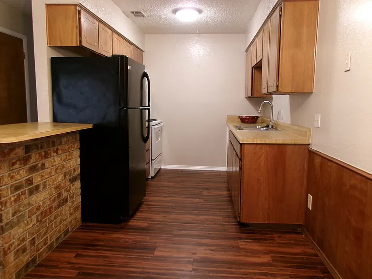1817 Family Cir #1817 — Photo 6