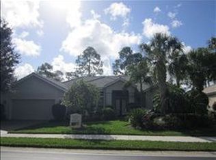 8411 Gleneagle Way, Naples, FL 34120