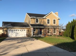 2873 Larkspur Ln, Fitchburg, WI 53711