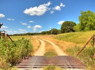 298 Mundine Rd, Elgin, TX 78621