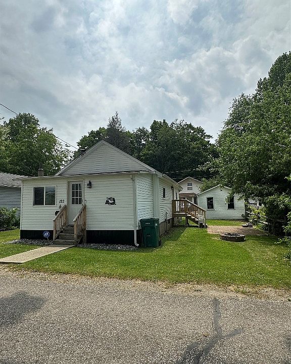 2nd image of 122 Kelso Dr