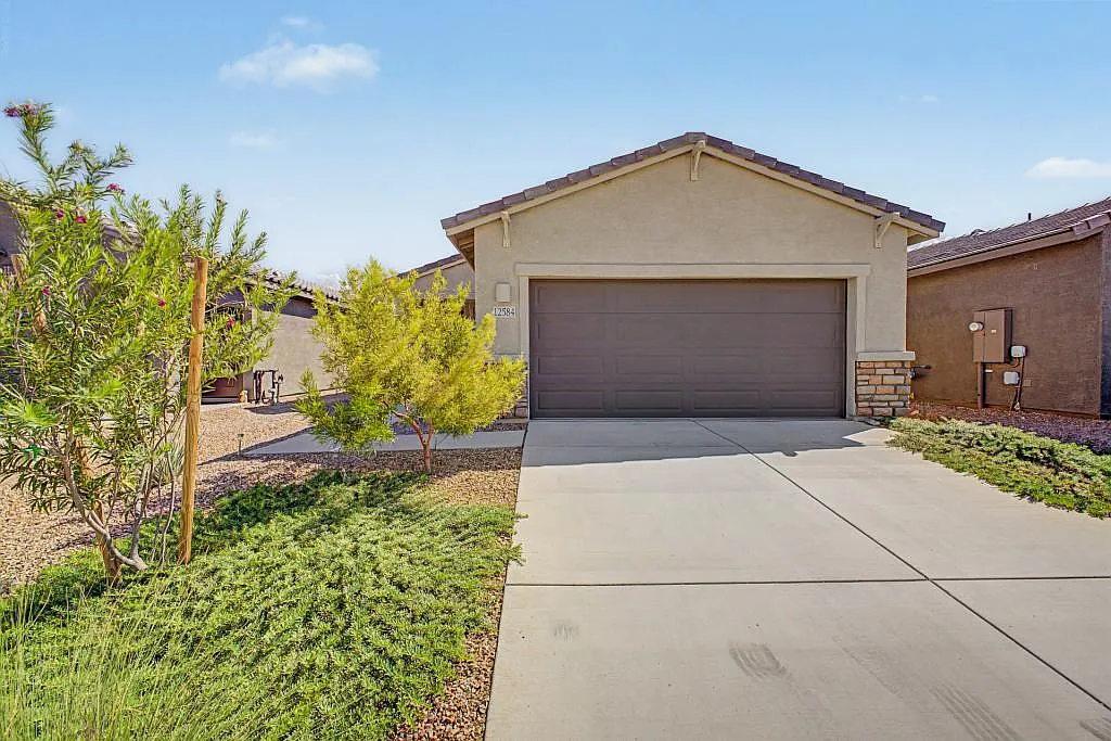 12584 E Caden Dr — Photo 1