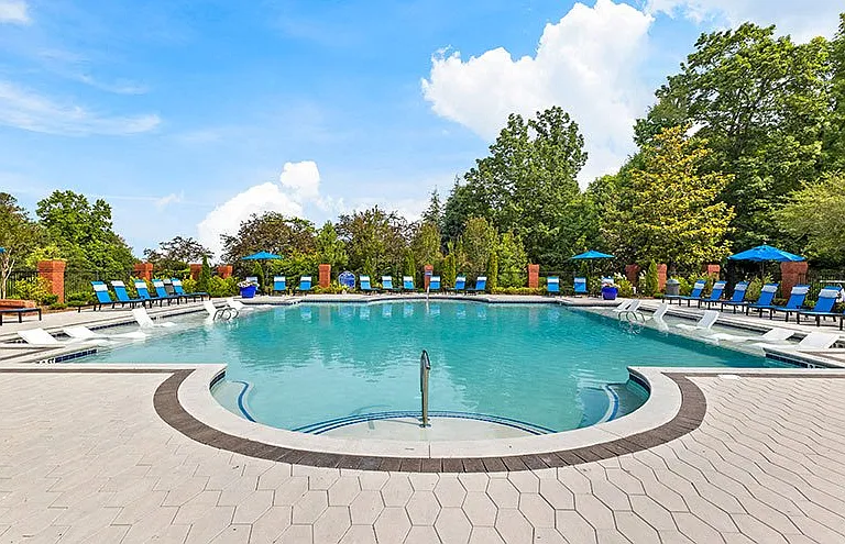 Heights of Kennesaw Apartments — Photo 41
