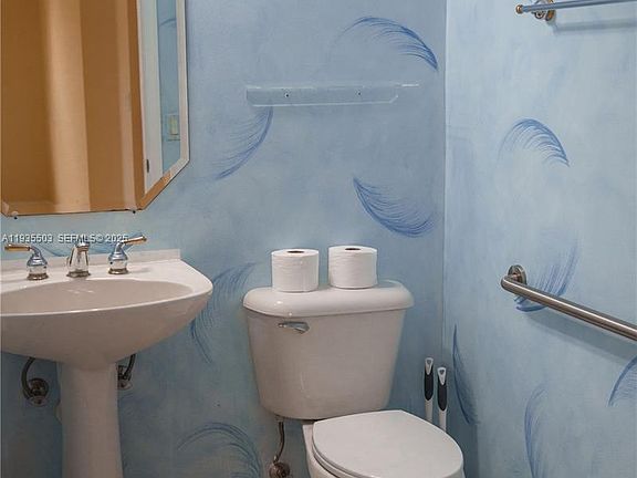 5th image of 7688 Trapani Ln