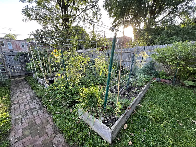 3817 Lafayette Ave — Photo 50
