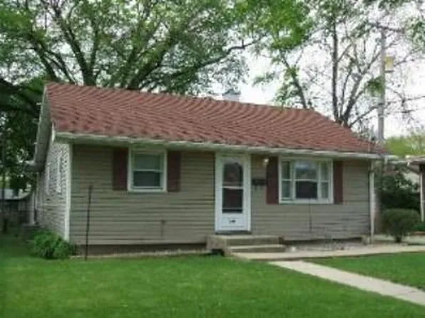 107 Earl Ave, Joliet, IL 60436