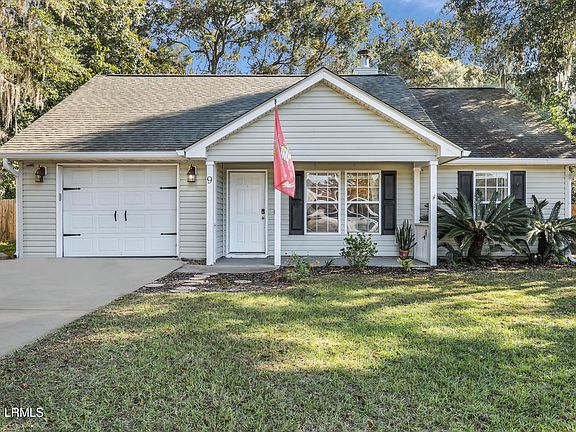 2nd image of 9 Spanish Moss Rd