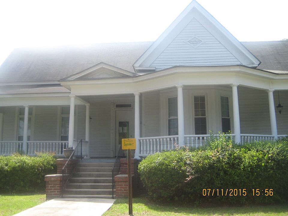 1st image of 26 McCormick Ave